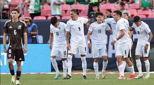 เม็กซิโก vs อุรุกวัย