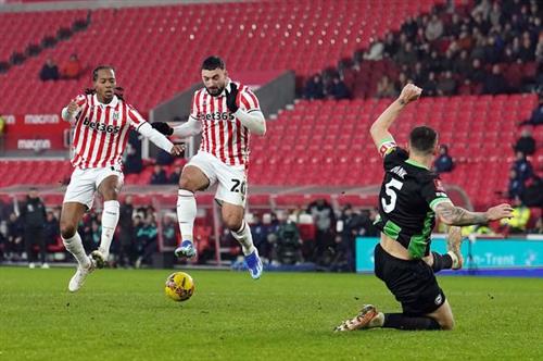 สโต๊ค ซิตี้ พบ ไบรท์ตัน