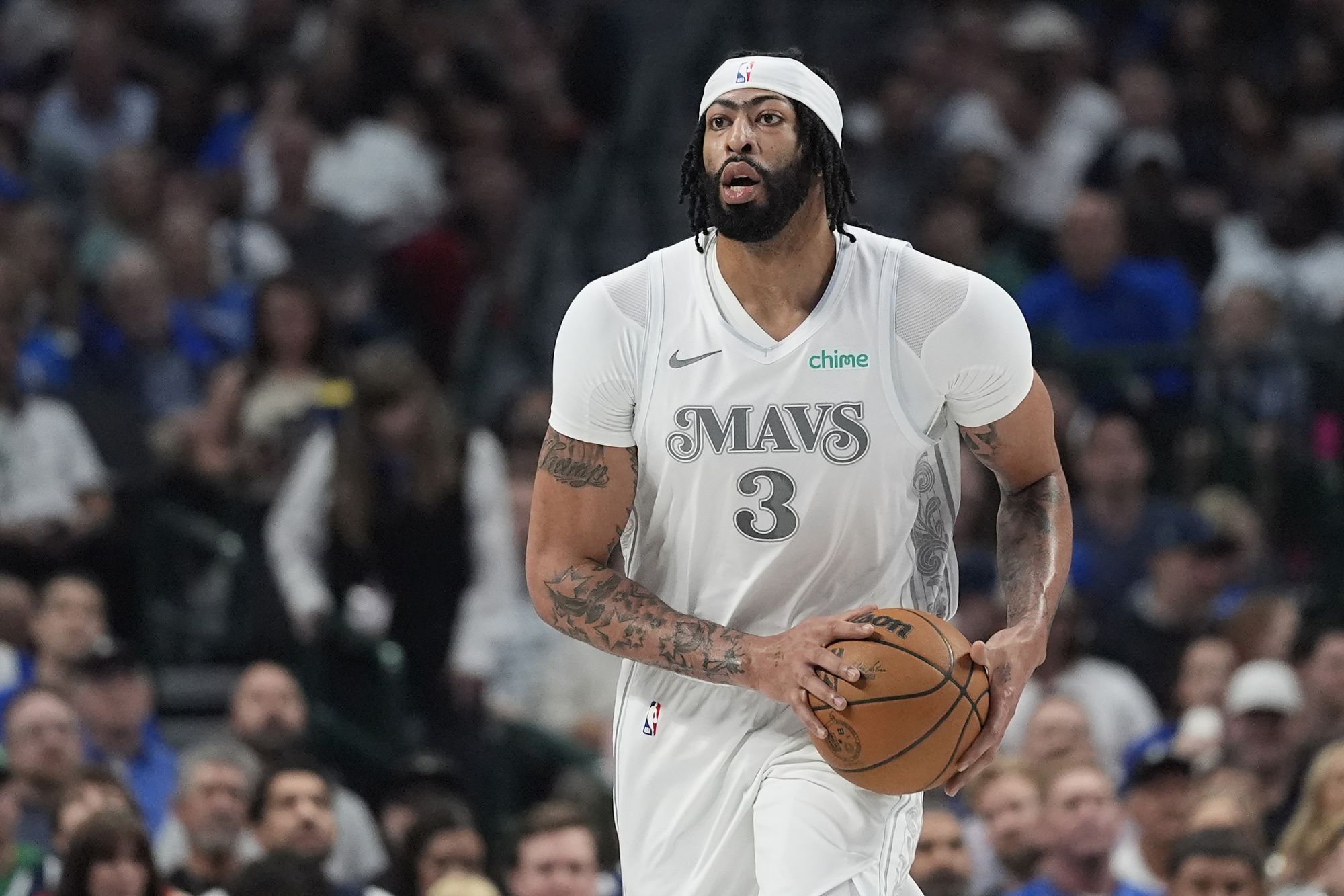 Kidd อัปเดตอาการบาดเจ็บของ Mavericks: สังเกตคิ้วหนาทุกวัน คาดว่า Lively จะกลับมาในสัปดาห์หน้า