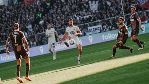 แซงต์ เพาลี vs โวล์ฟสบวร์ก