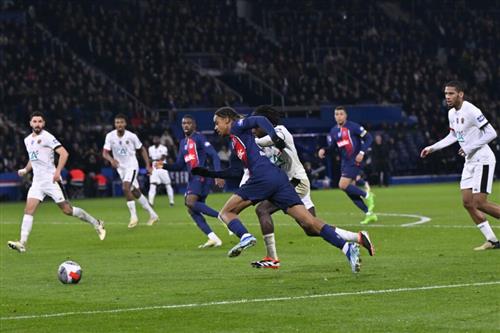 ปารีส แซงต์ แชร์กแมง พบ นีซ