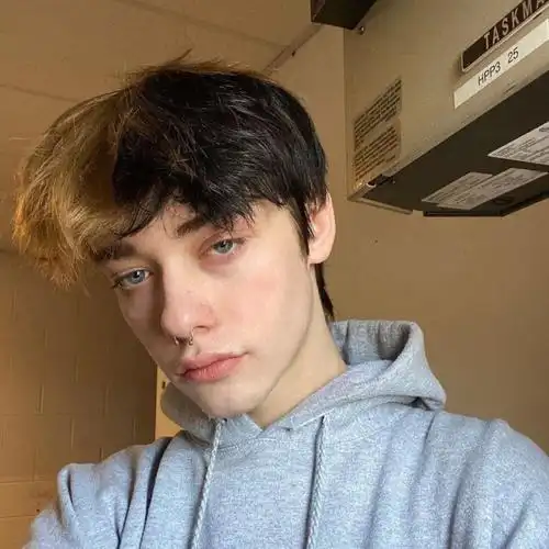 6686体育海外作者Drew