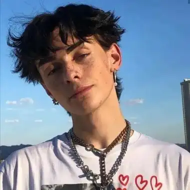 6686体育官方作者Caleb