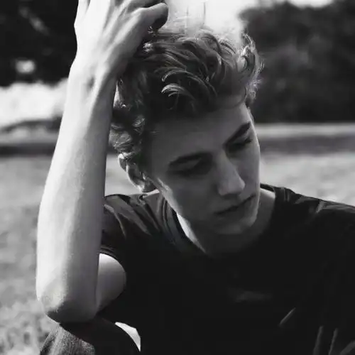 6686体育合作伙伴虎妹